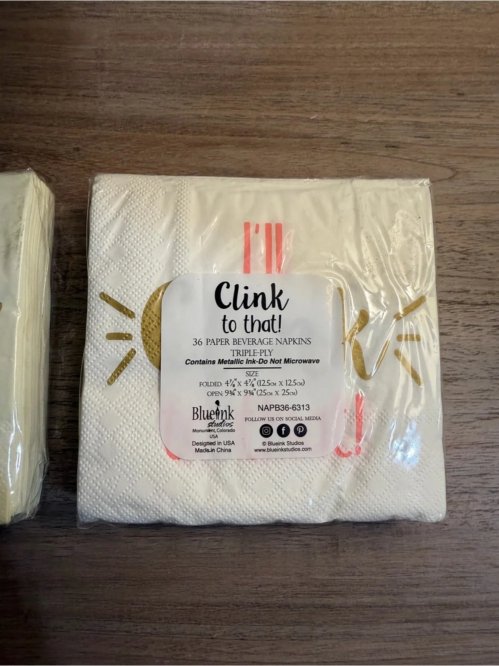 NIB Cocktails & Clink Decorative Cocktail Napkin Set - Gold and Pink
